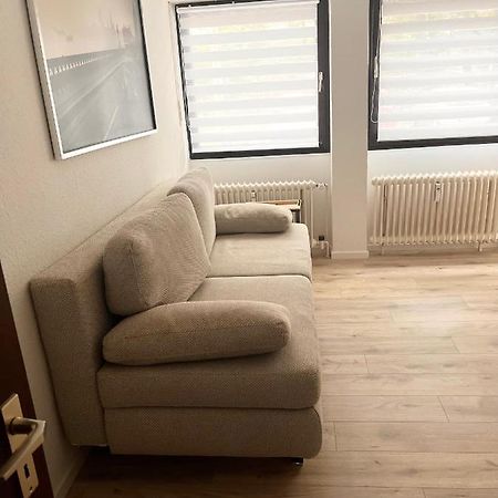 Gemuetliches Zentrales Apartment 2 Min Bis Du Hbf ดุยส์บูร์ก ภายนอก รูปภาพ