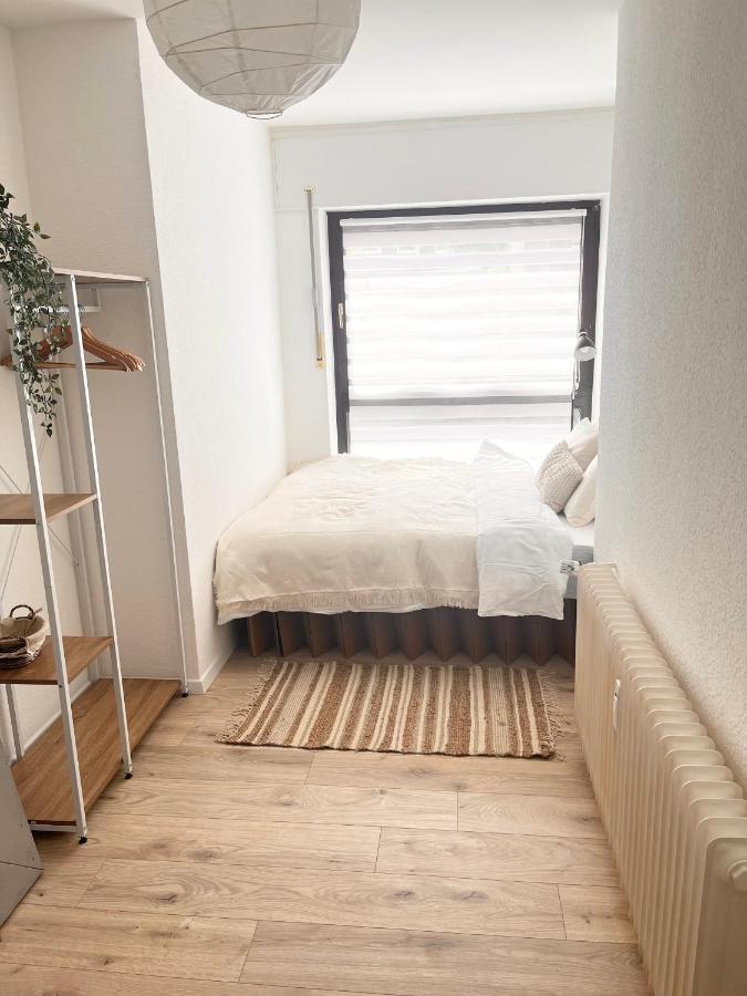 Gemuetliches Zentrales Apartment 2 Min Bis Du Hbf ดุยส์บูร์ก ภายนอก รูปภาพ