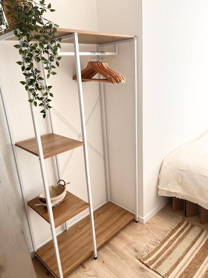 Gemuetliches Zentrales Apartment 2 Min Bis Du Hbf ดุยส์บูร์ก ภายนอก รูปภาพ