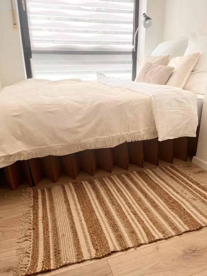 Gemuetliches Zentrales Apartment 2 Min Bis Du Hbf ดุยส์บูร์ก ภายนอก รูปภาพ
