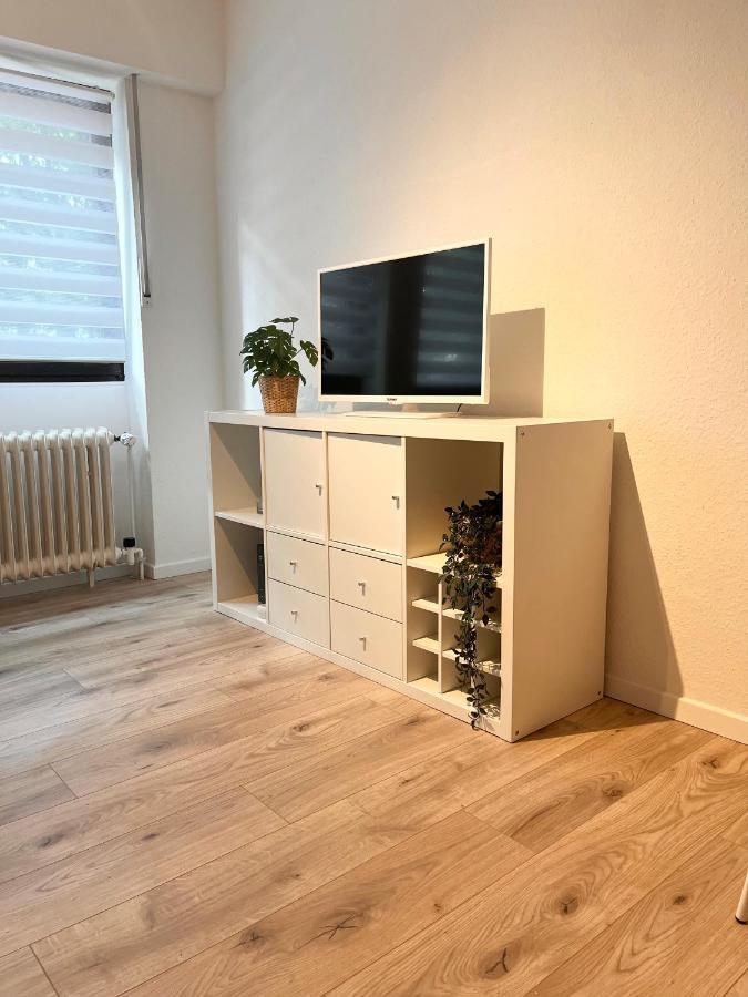 Gemuetliches Zentrales Apartment 2 Min Bis Du Hbf ดุยส์บูร์ก ภายนอก รูปภาพ